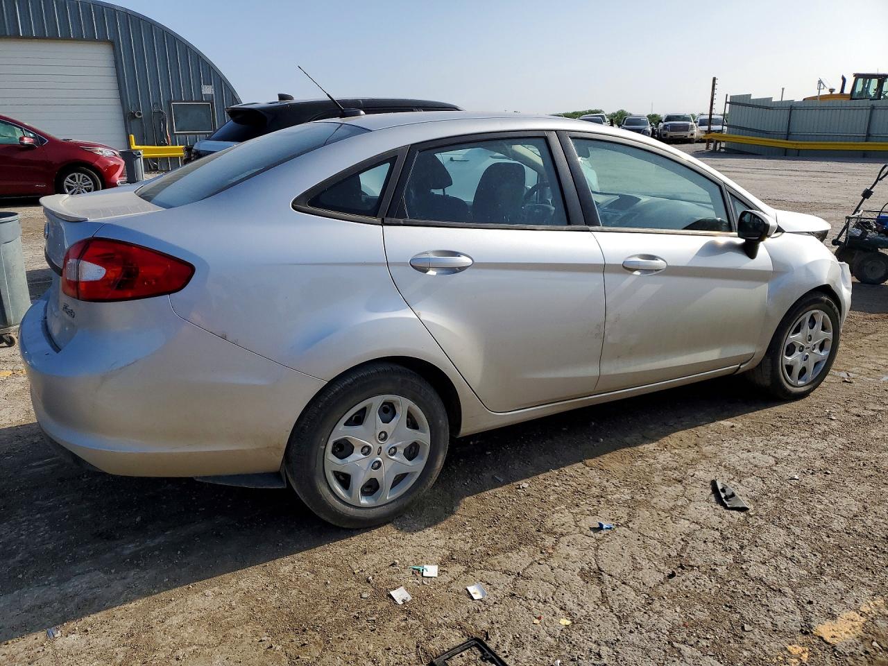 2012 Ford Fiesta VIN 3FADP4BJXCM102603 photo 3