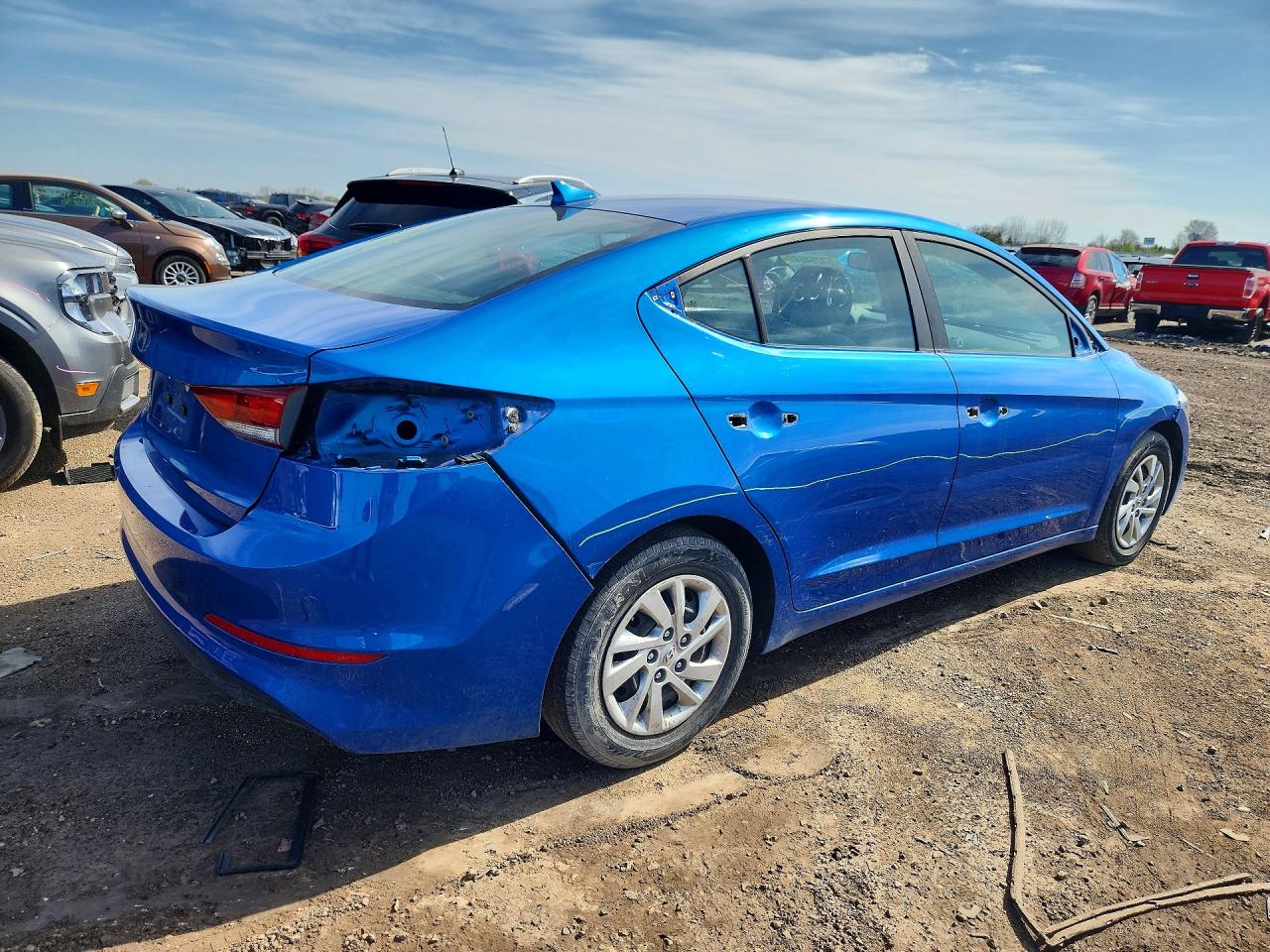2017 Hyundai Elantra VIN KMHD74LF9HU353728 photo 3