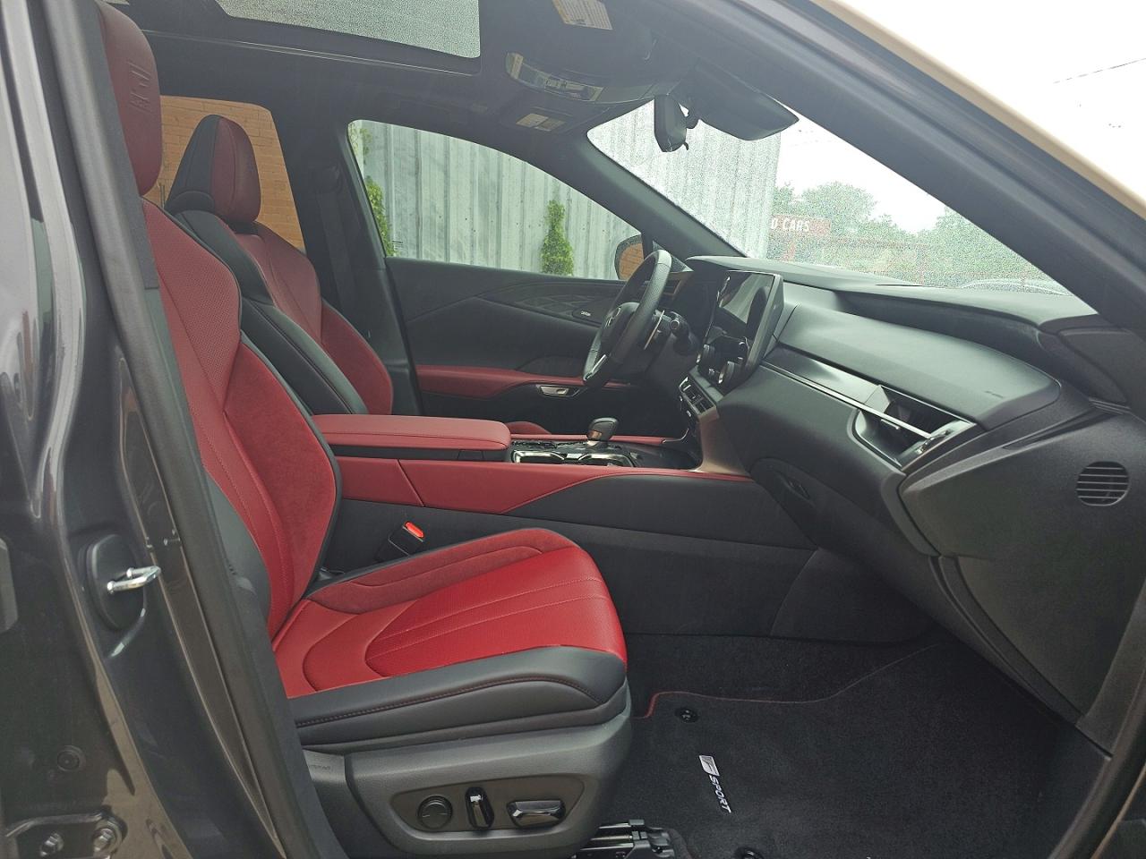 2024 Lexus Rx450 VIN 2T2BCMEA5RC018548 photo 5