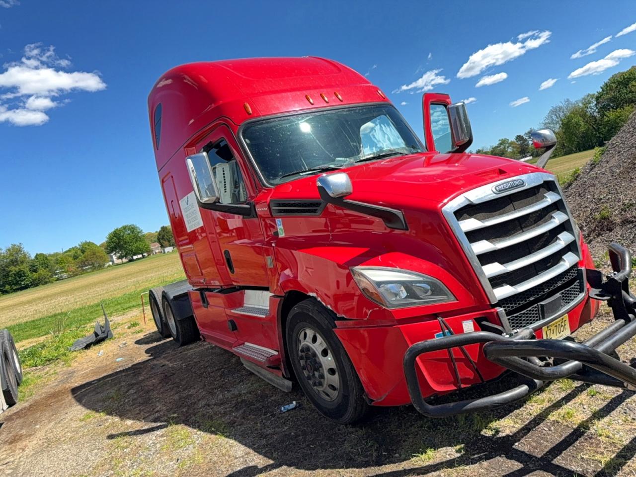 2019 FREIGHTLINER All other VIN 3AKJHHDR2KSKD7619 photo 1