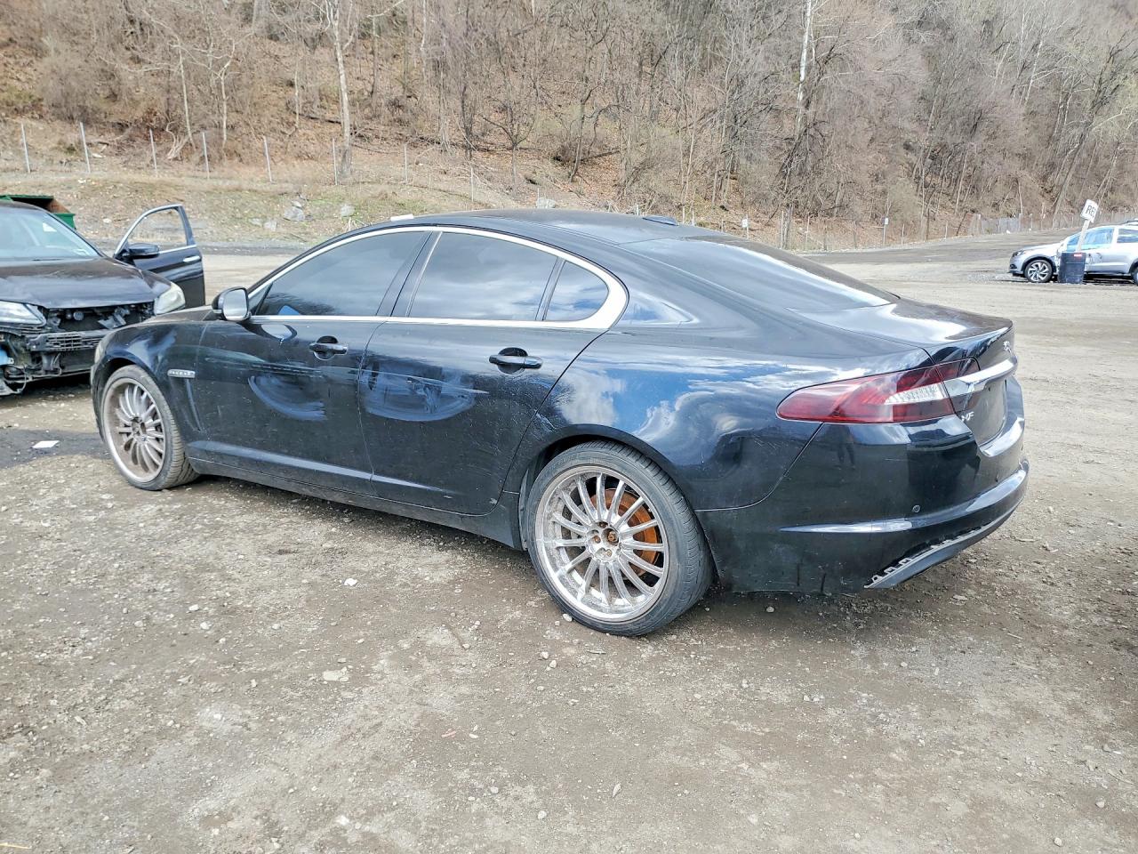 2012 Jaguar Xf VIN SAJWA0FB5CLS46711 photo 2