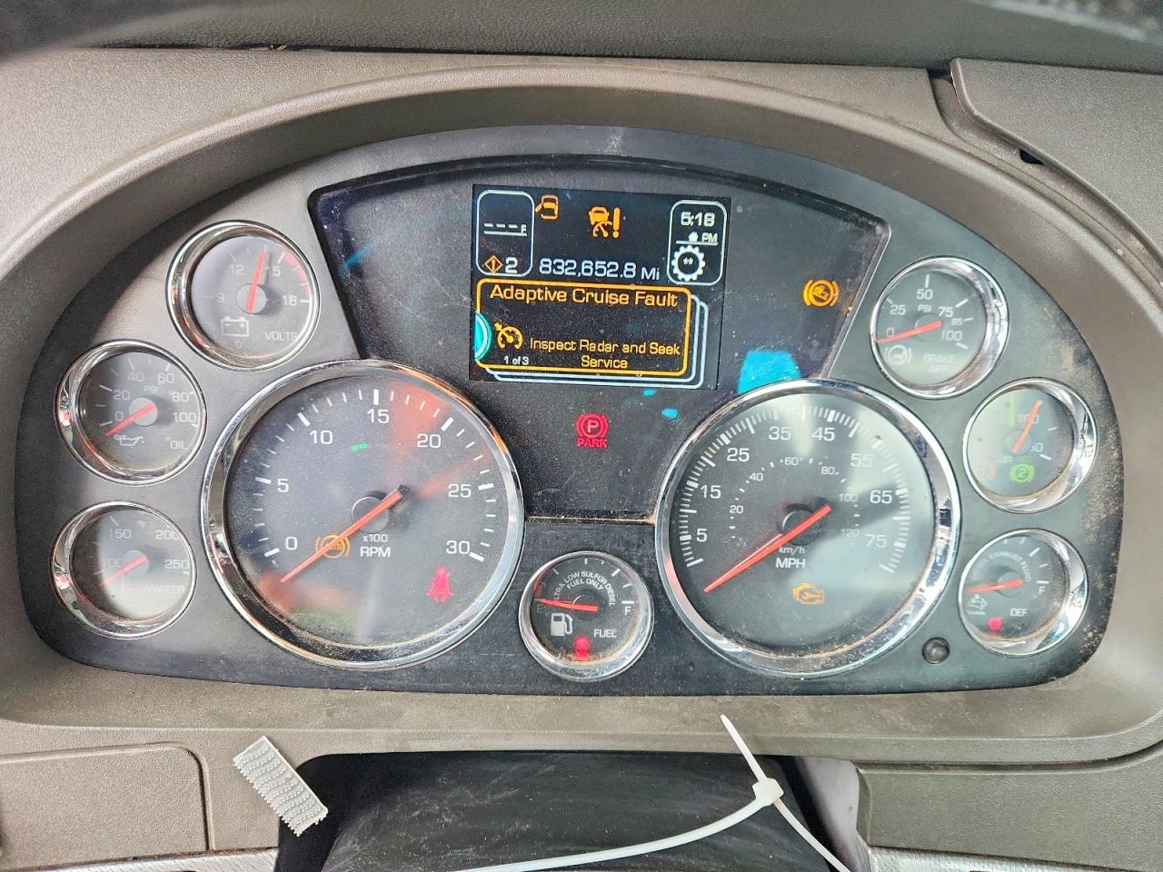 2017 KENWORTH All other VIN 1XKYA48XXHJ160373 photo 8