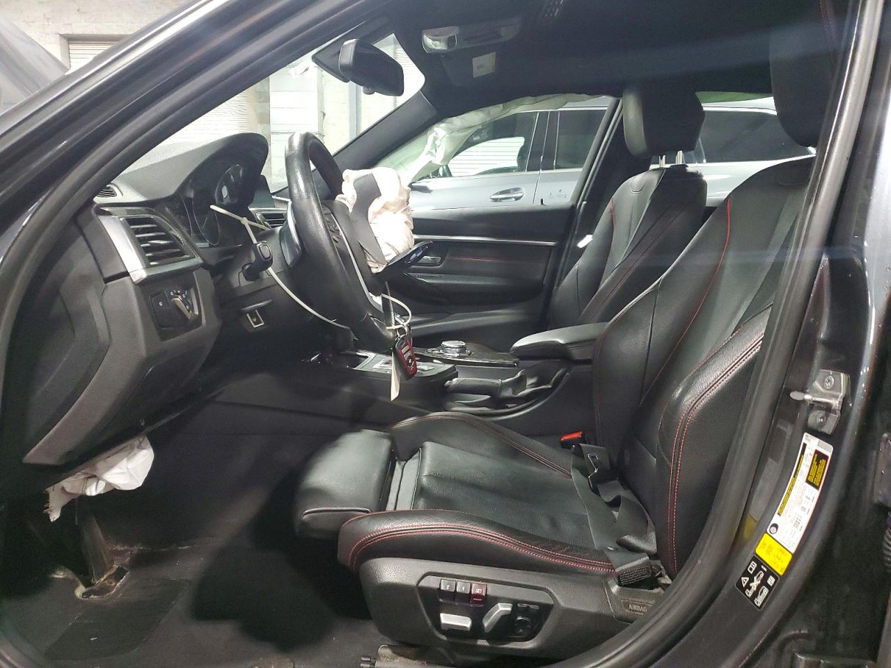2016 BMW 3 series VIN WBA8E3G55GNU05496 photo 7