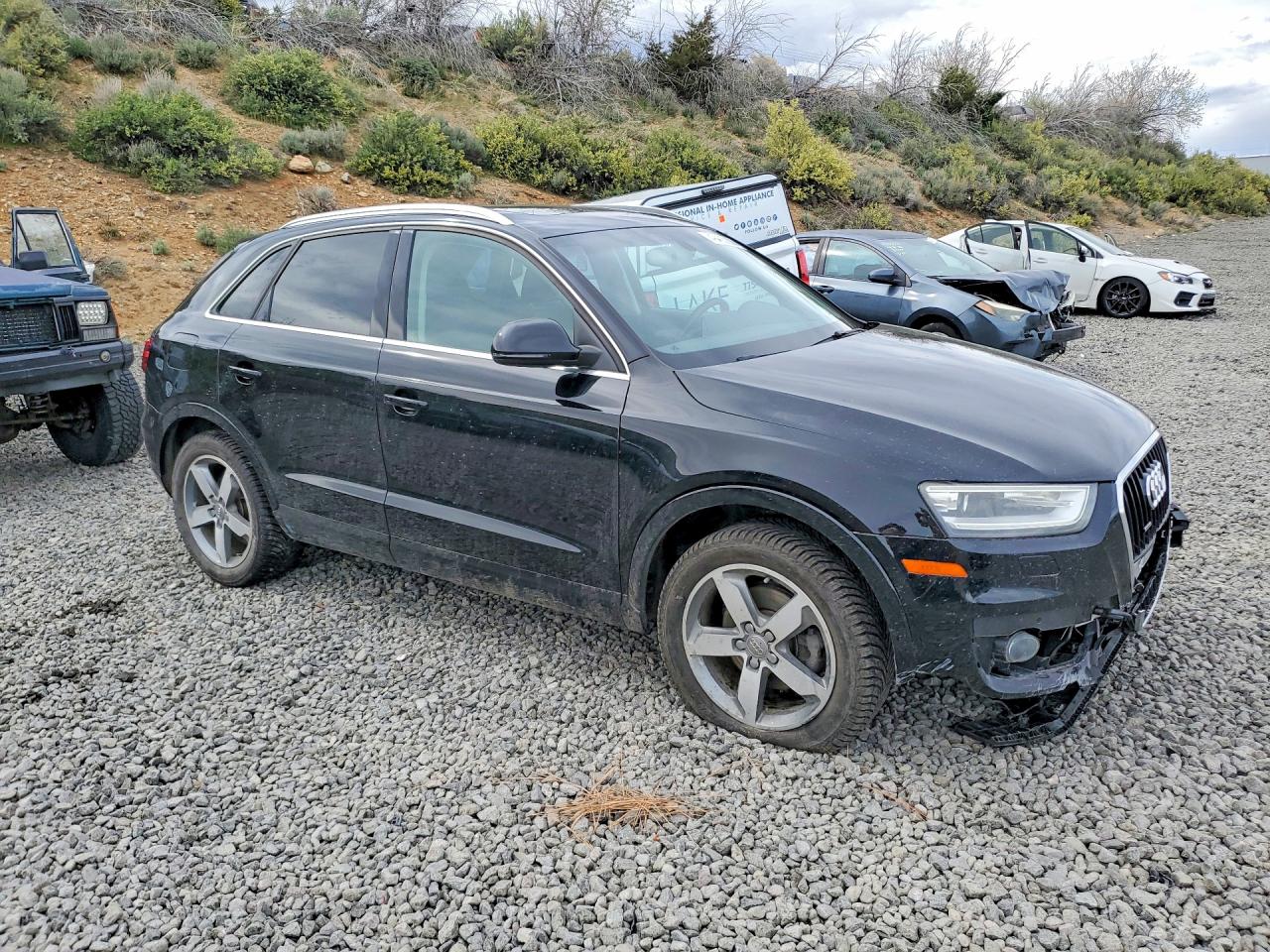 2015 Audi Q3 VIN WA1EFCFS7FR007430 photo 4