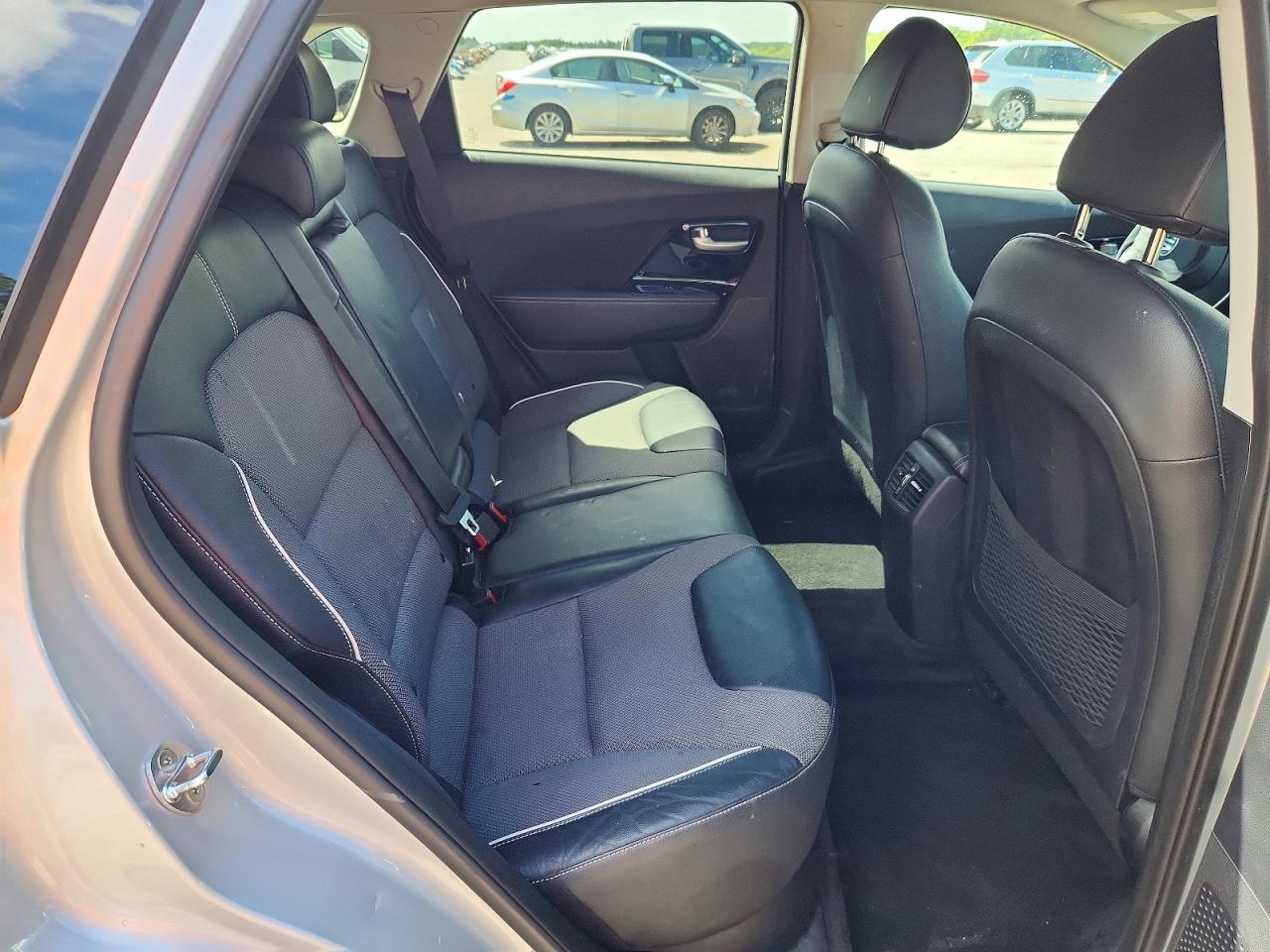2020 Kia Niro ev VIN KNDCC3LG9L5062714 photo 11