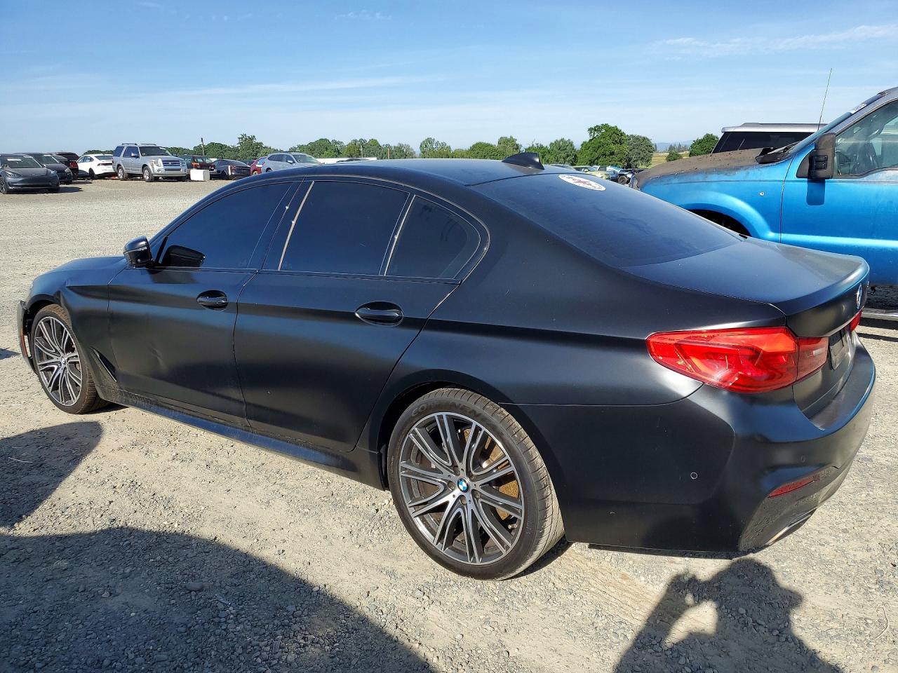 2020 BMW 5 series VIN WBAJS1C07LCD22556 photo 2