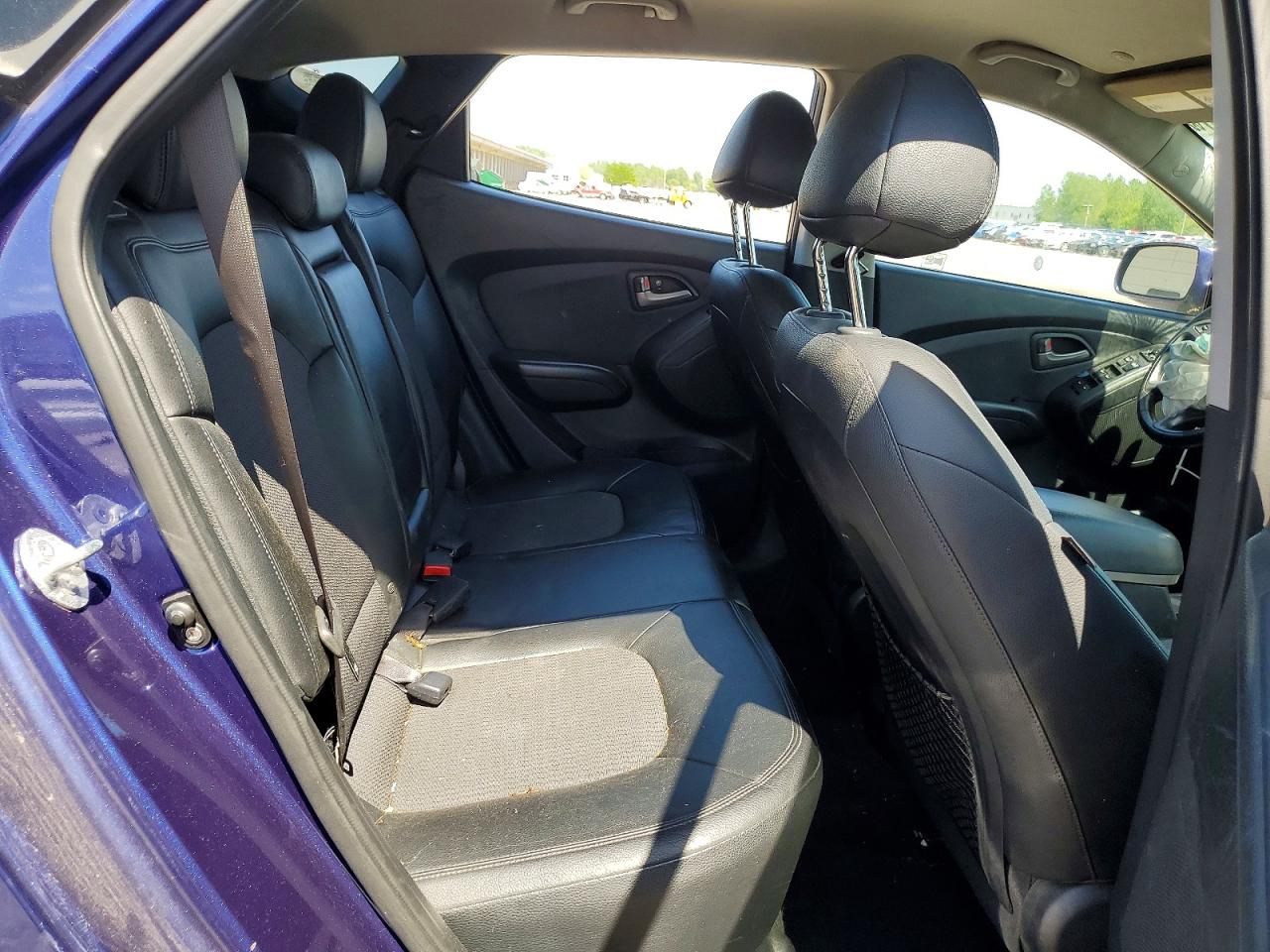 2011 Hyundai Tucson VIN KM8JU3AC0BU129124 photo 11