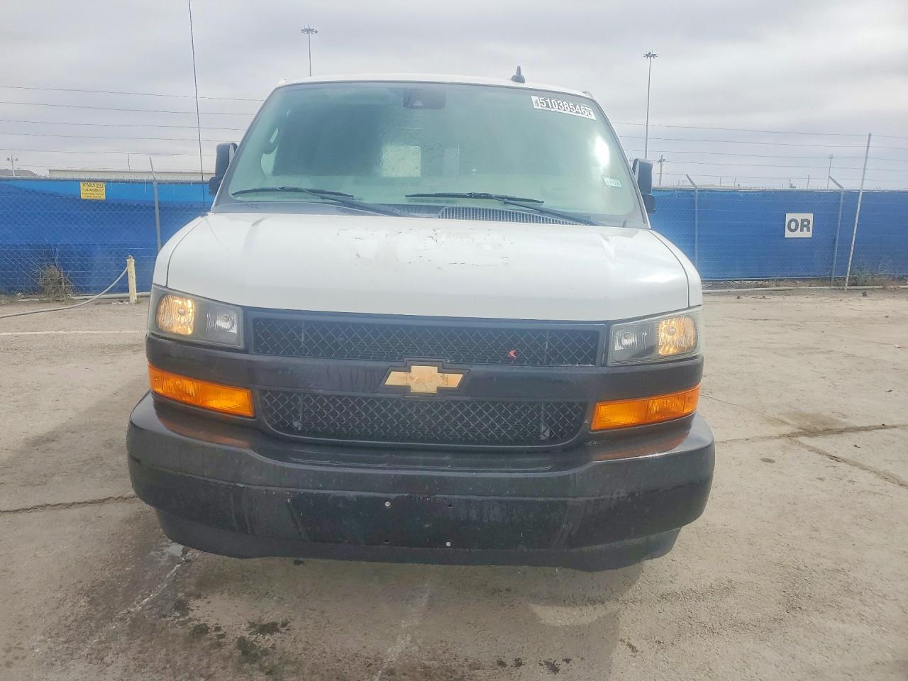 2019 CHEV Express VIN 1GCWGAFP3K1372428 photo 5