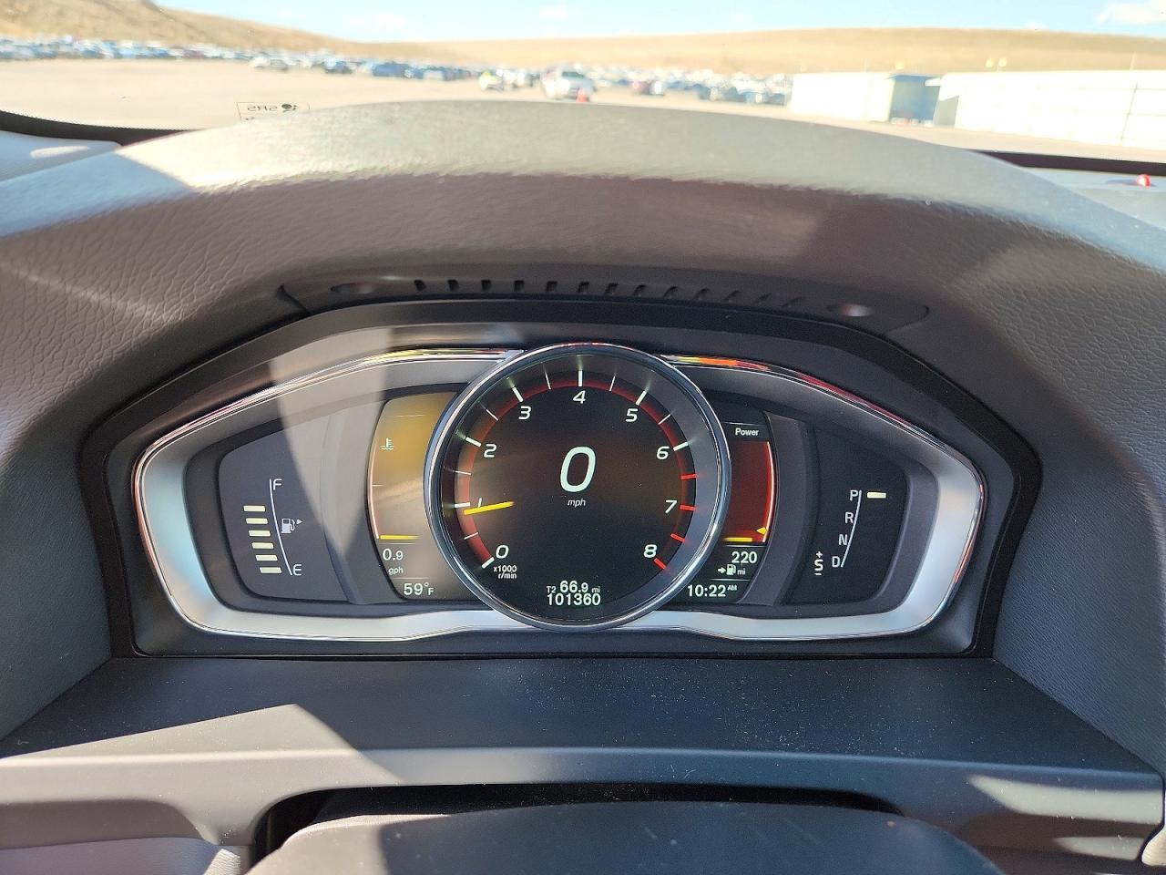 2015 Volvo S60 VIN YV1612TKXF2361680 photo 9