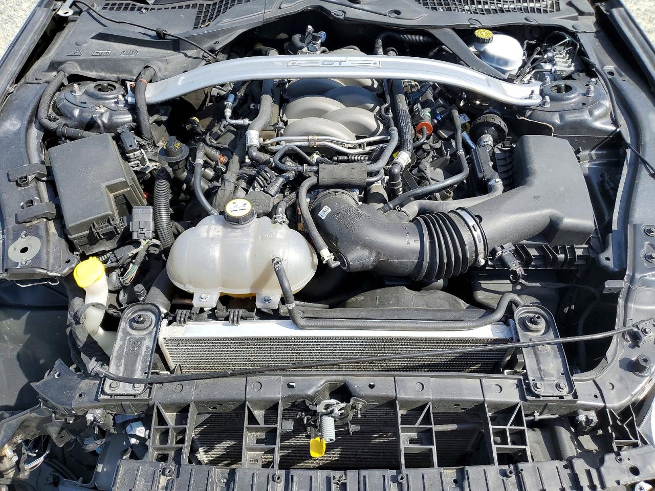 2020 Ford Mustang VIN 1FA6P8CF5L5114805 photo 11