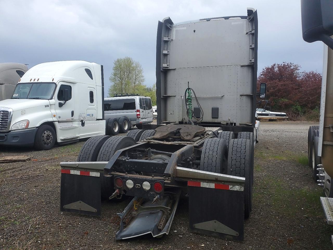2014 KENWORTH All models VIN 1XKYDP9X8EJ417842 photo 4