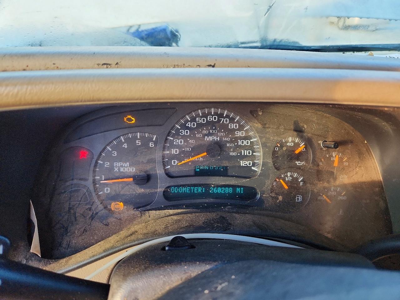 2003 Chevrolet Suburban VIN 3GNEC16ZX3G295513 photo 9