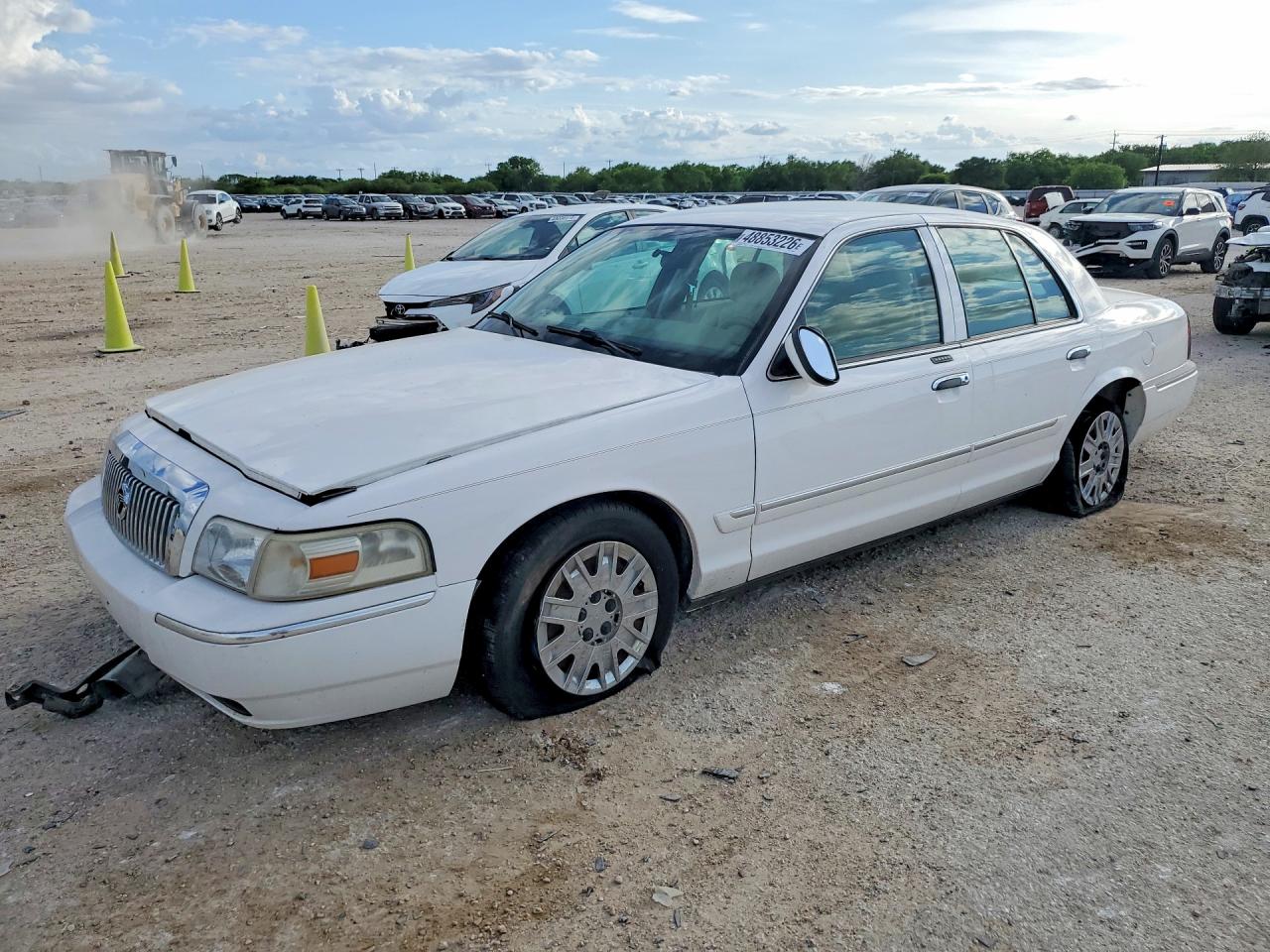 2008 Mercury Grmarquis VIN 2MEFM74V48X631648 photo 1
