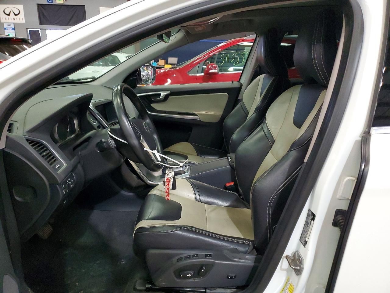2017 Volvo Xc60 VIN YV449MRR1H2122654 photo 7