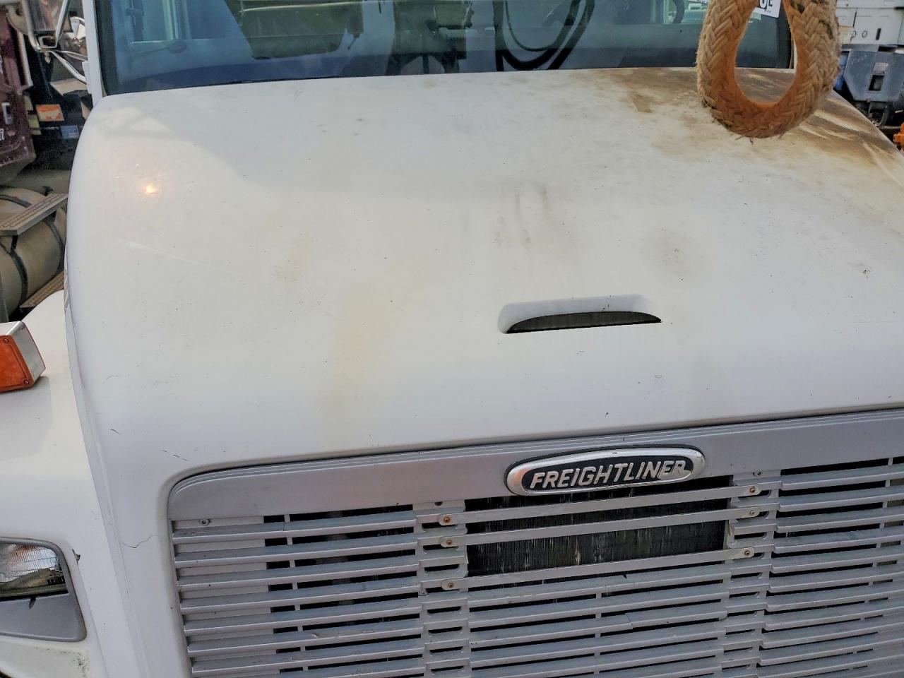 2001 FREIGHTLINER All models VIN 1FVHBXAK61HG77554 photo 11