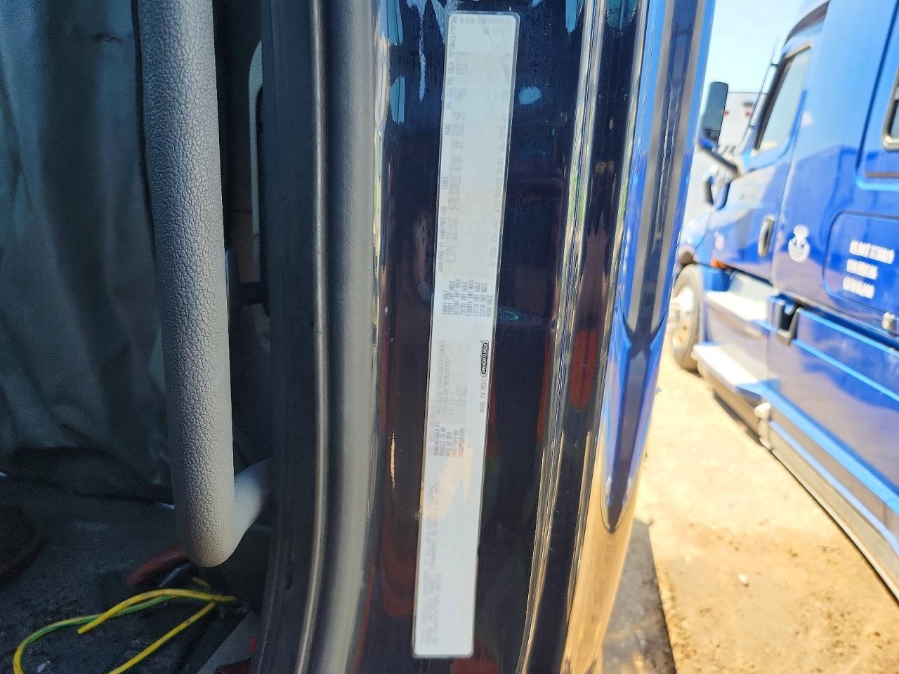 2011 FREIGLINER All other VIN 1FUJGLDR7BSBB4912 photo 10