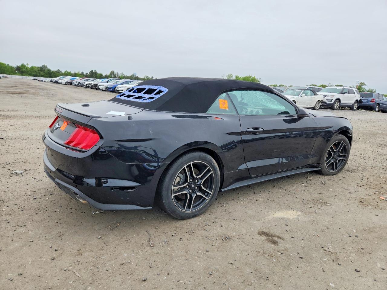 2020 Ford Mustang i4 VIN 1FATP8UH3L5125577 photo 3
