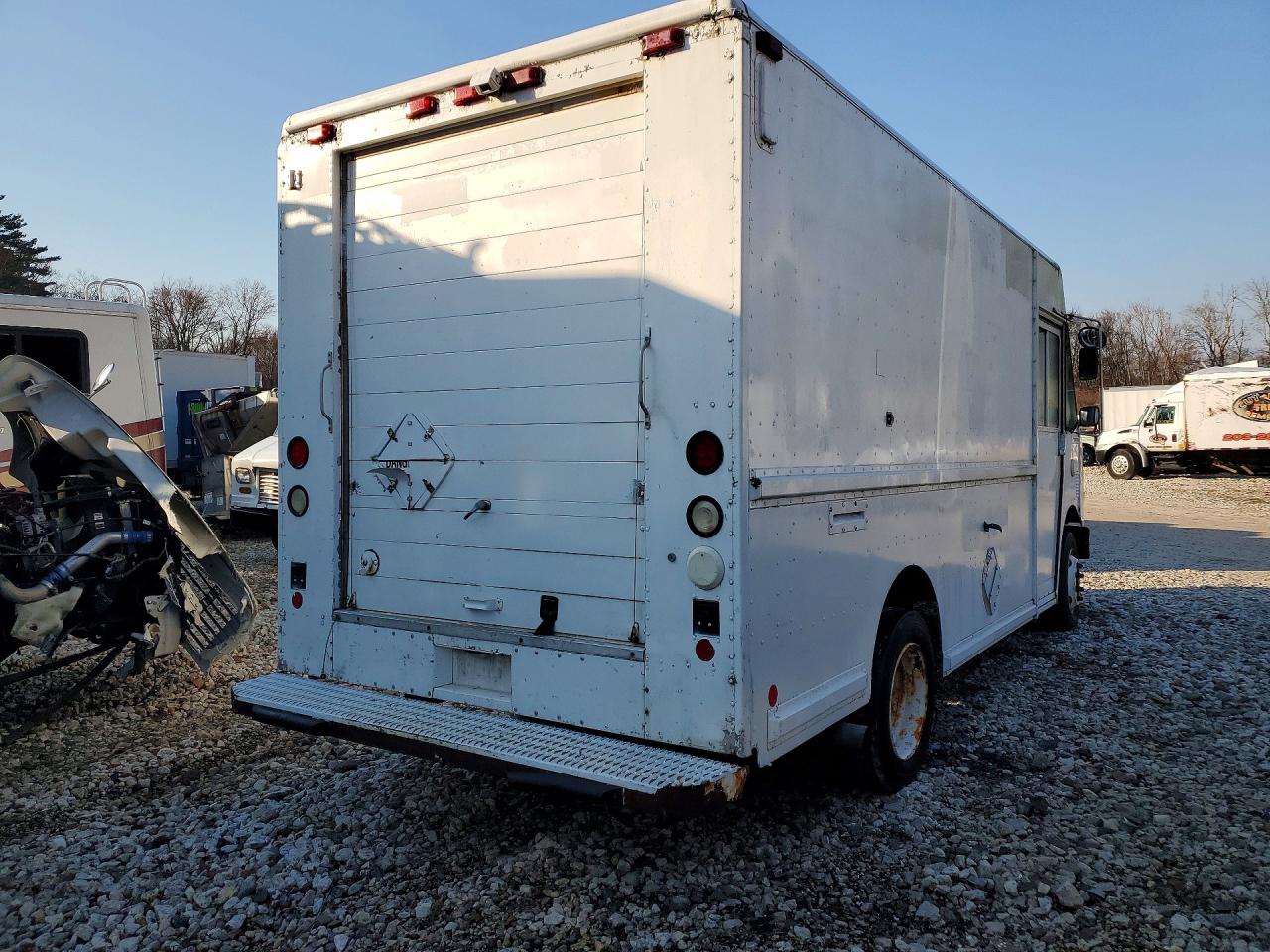 2001 FREIGHTLINER All other VIN 4UZAANBW41CH53190 photo 3
