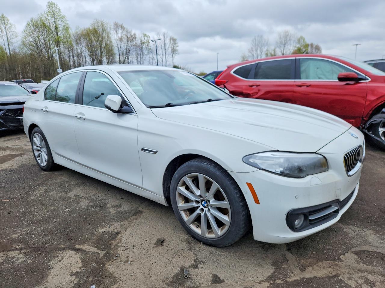 2015 BMW 5 series VIN WBAKP9C58FD693737 photo 4