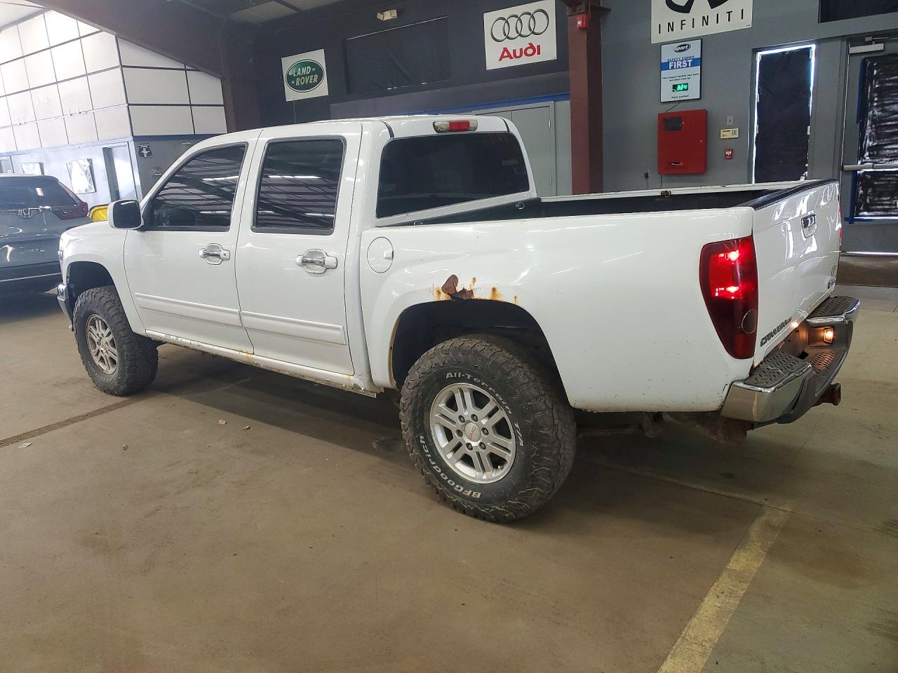 2011 GMC Canyon VIN 1GTH6MFE9B8132688 photo 2