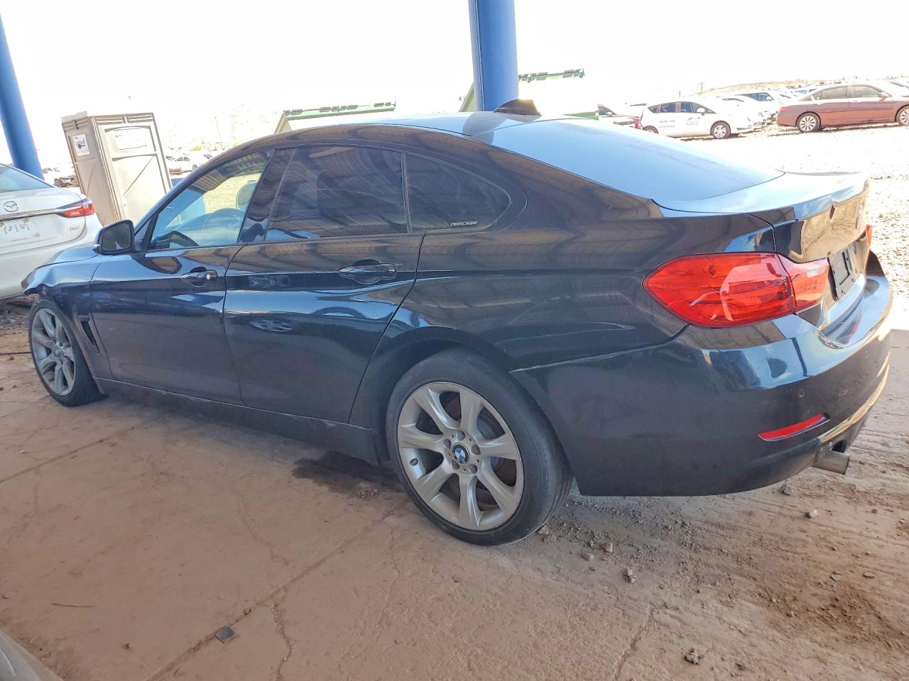 2015 BMW 4 series VIN WBA4B1C5XFD955427 photo 2