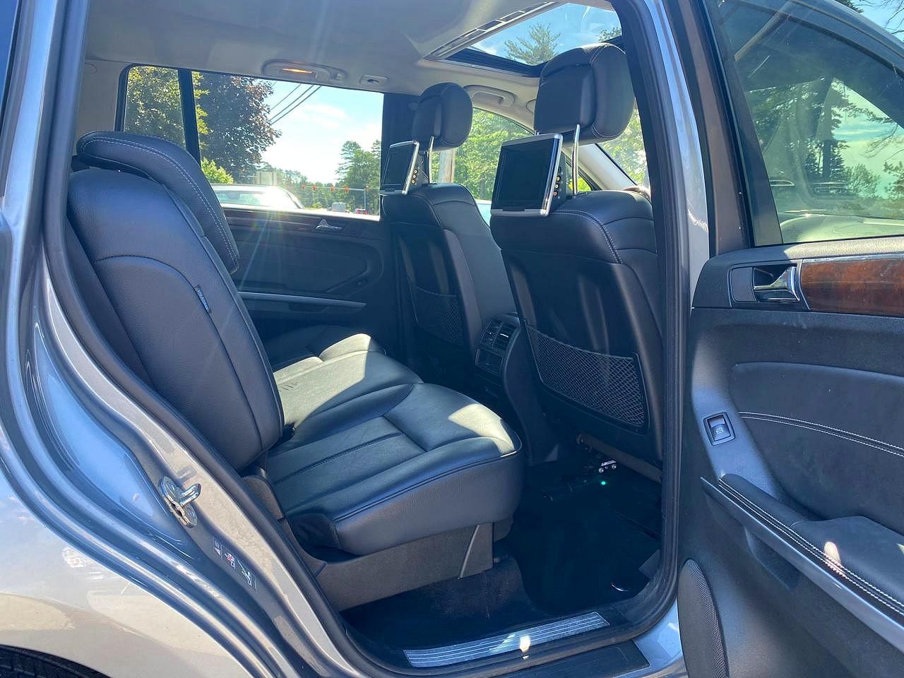 2011 Mercedes-Benz Gl-class VIN 4JGBF7BE6BA688314 photo 6