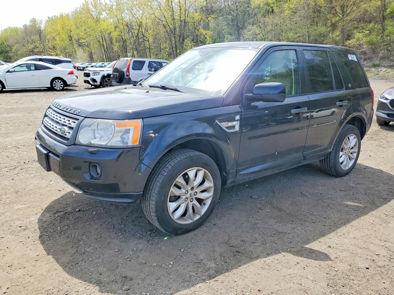 2011 Land Lr2 VIN SALFR2BN7BH246836 photo 1