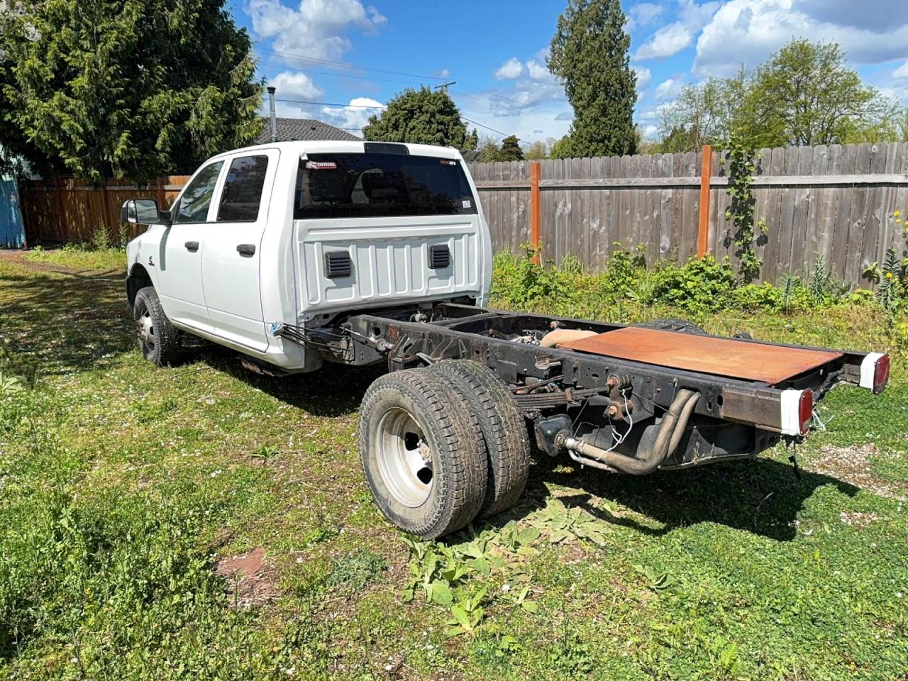 2018 Ram 3500 VIN 3C7WRTCL0JG270594 photo 3