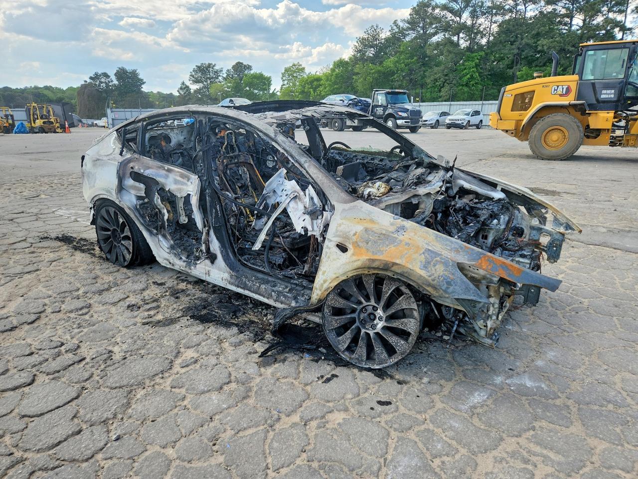 2022 Tesla Model y VIN 7SAYGDEF0NF462430 photo 4