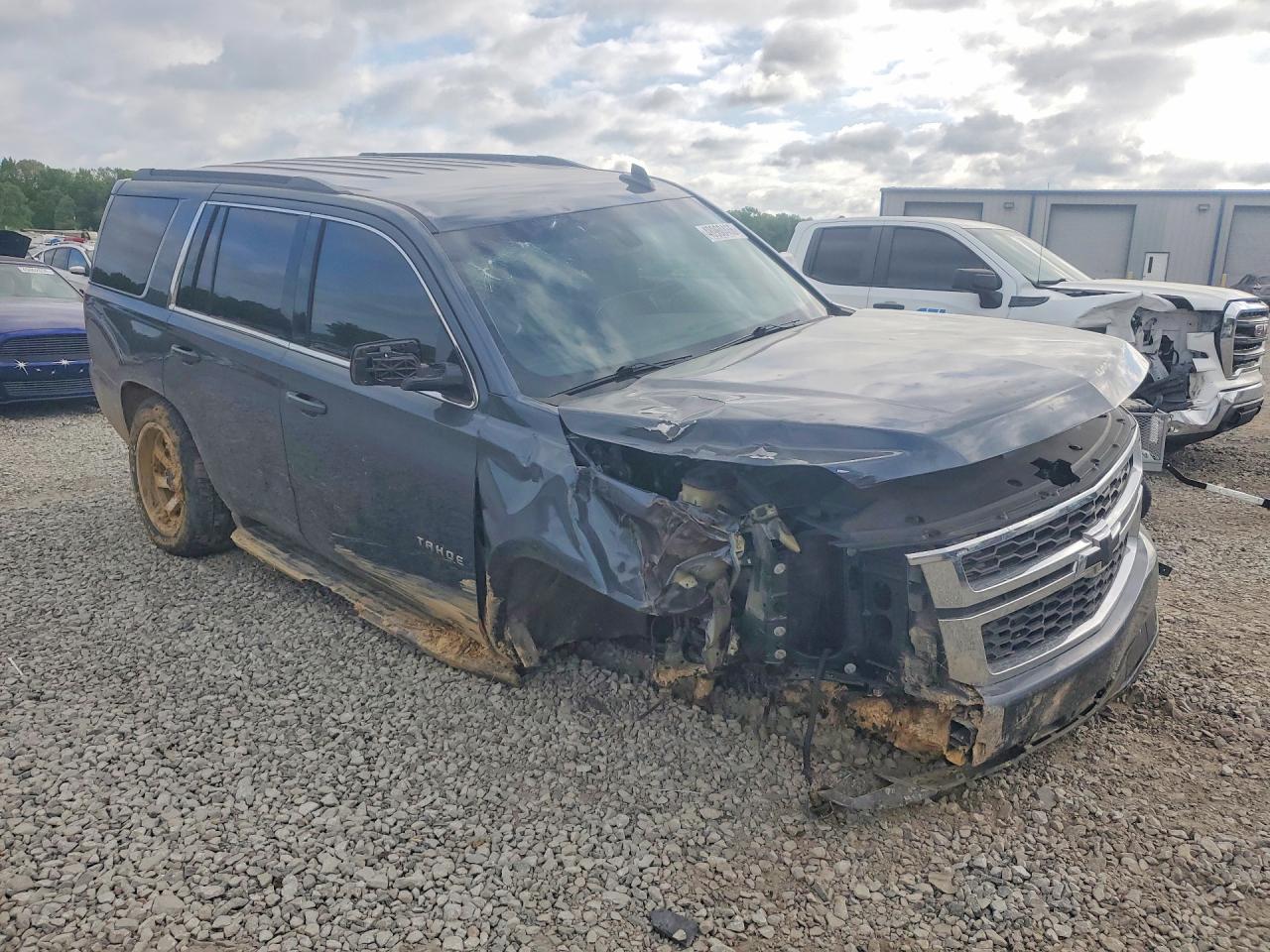 2019 CHEV Tahoe VIN 1GNSKAKC5KR138851 photo 4