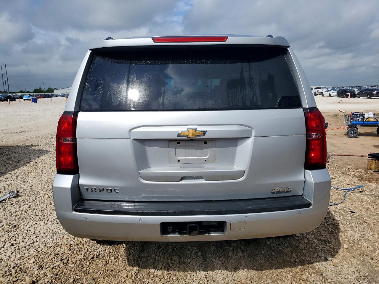 2020 Chevrolet Tahoe VIN 1GNSCBKC9LR130207 photo 6