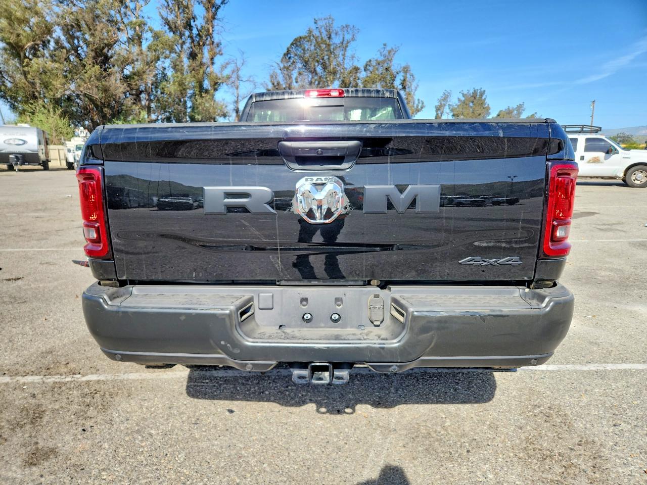 2025 Ram 3500 VIN 3C63RRGL6SG554625 photo 6