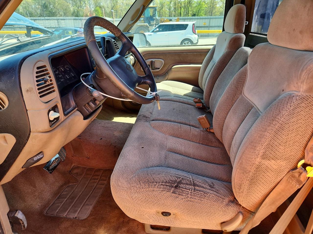 1998 Chevrolet Gmt VIN 1GCEK14R7WZ123636 photo 7