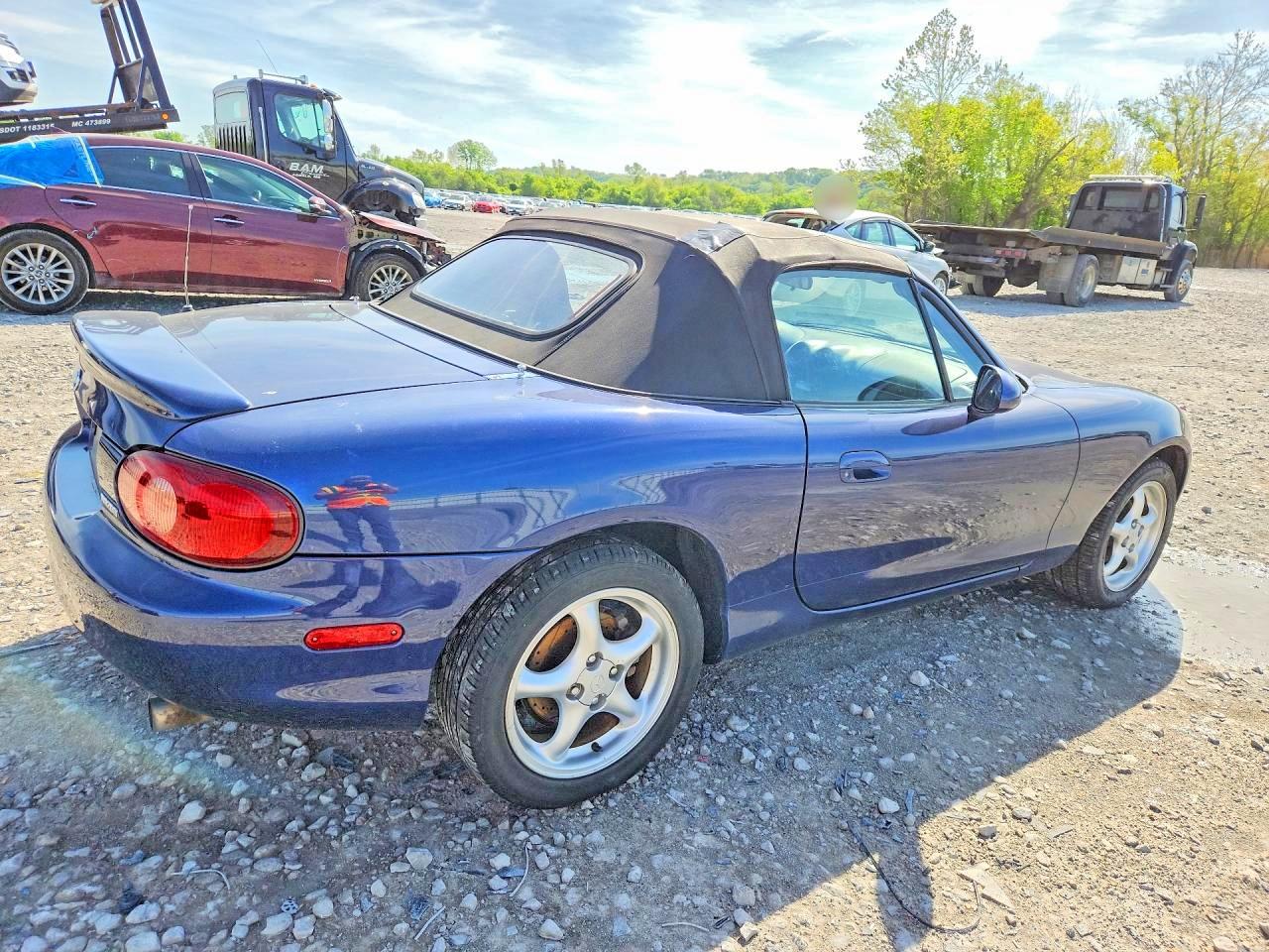 2001 Mazda Mx5 VIN JM1NB353X10201068 photo 3