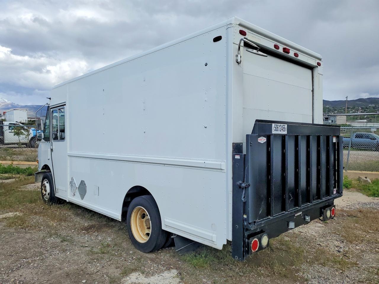 2004 FREIGHTLINER All other VIN 4UZAANBW44CM51383 photo 2