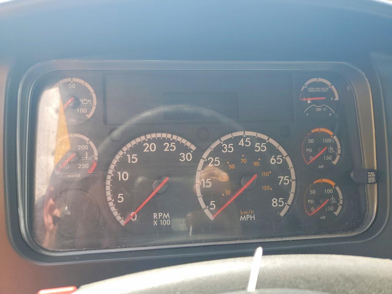 2018 FREIGHTLINER All other VIN 1FVACWFB2JHJH4839 photo 8