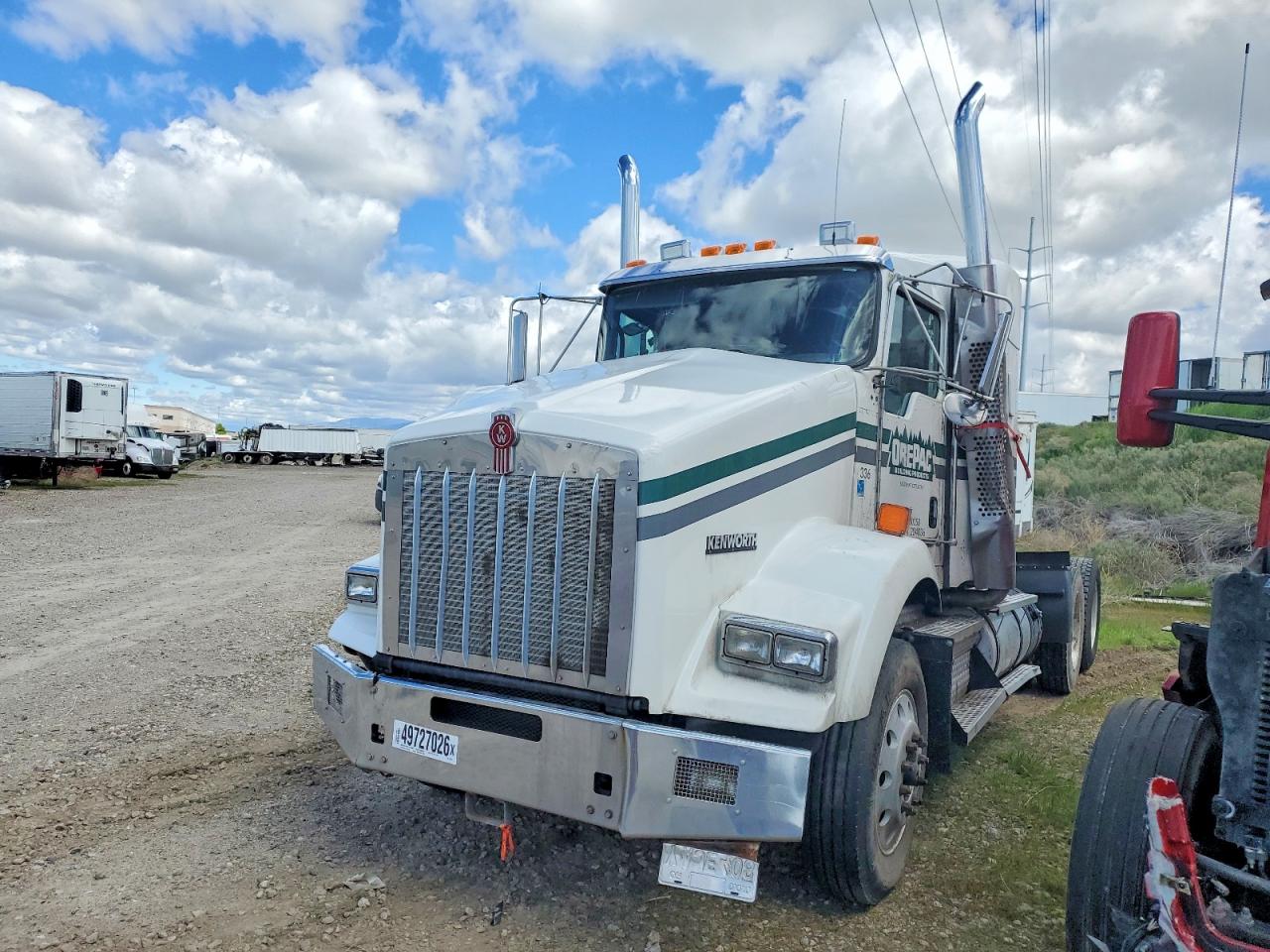 2017 KENWORTH All other VIN 1XKDD49X2HR134114 photo 2