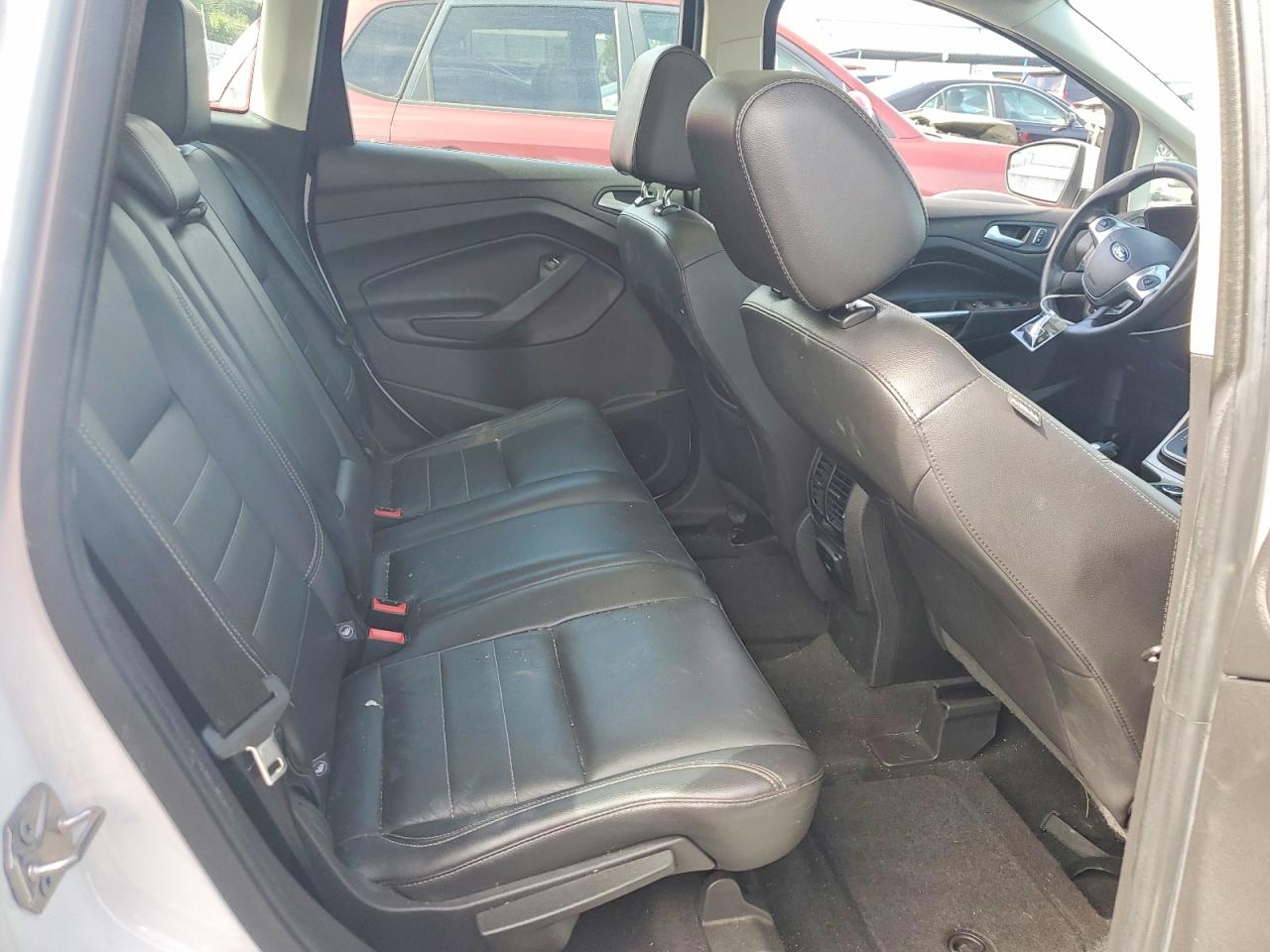 2016 Ford Cmax VIN 1FADP5BU7GL110939 photo 10