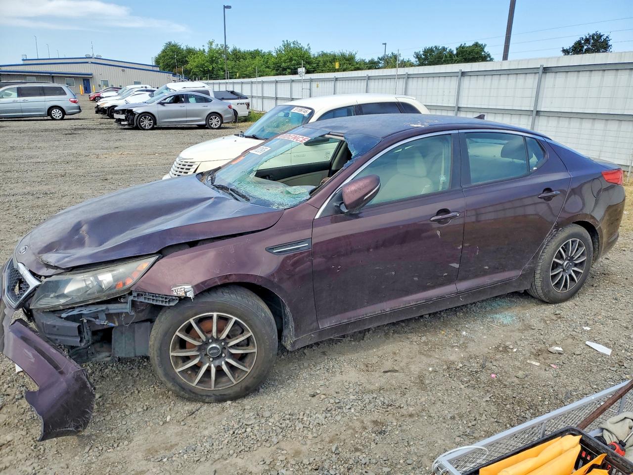 2011 Kia Optima VIN KNAGM4A79B5166557 photo 1