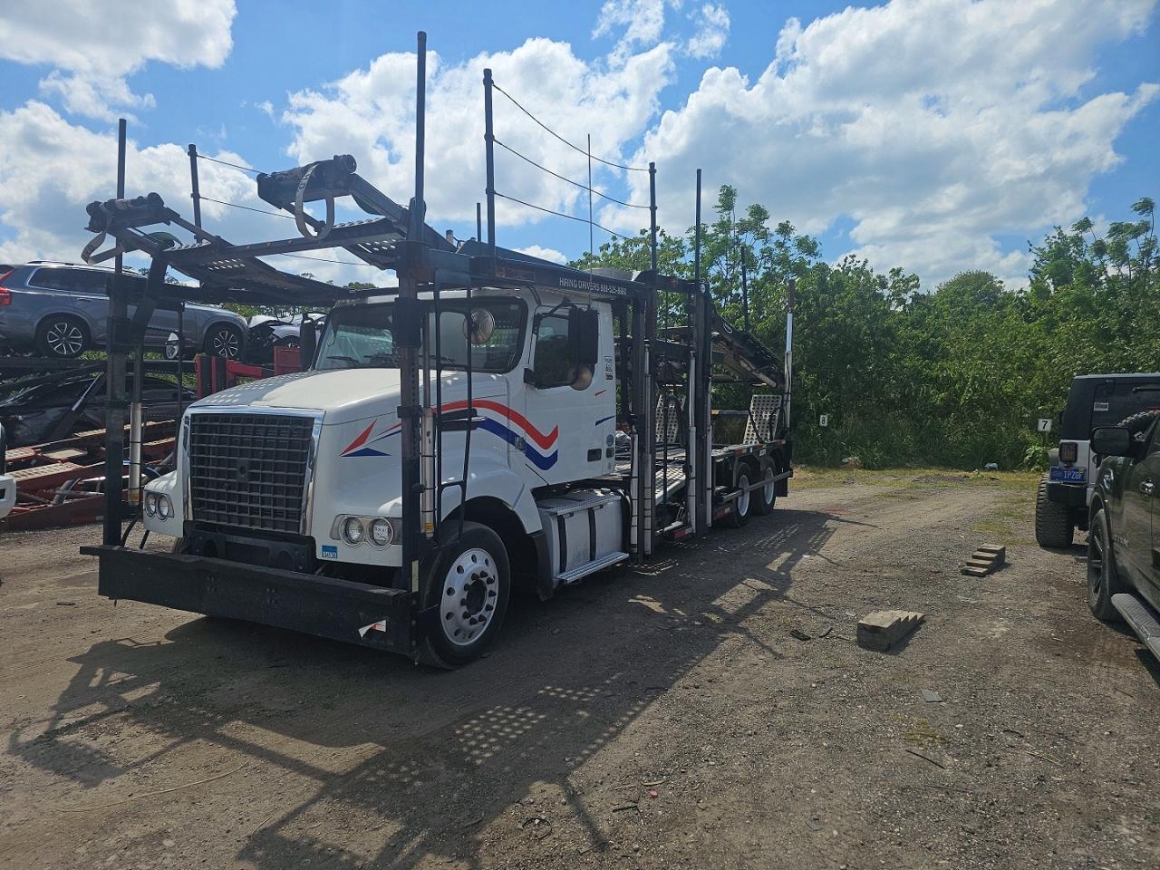 2014 VOLV All other VIN 4V5RC9DG2EN170316 photo 2