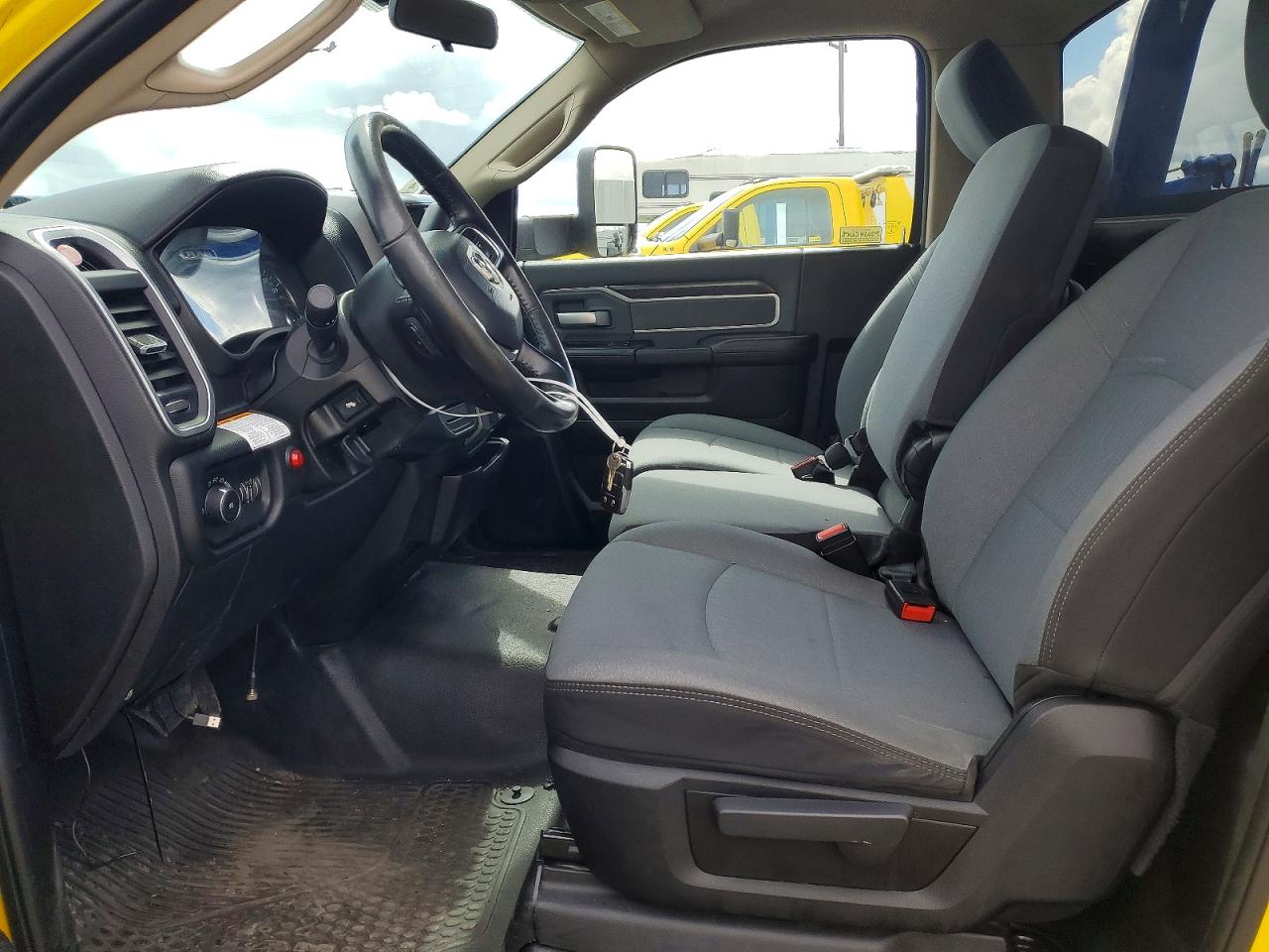 2019 Ram 5500 VIN 3C7WRMDL1KG648220 photo 7