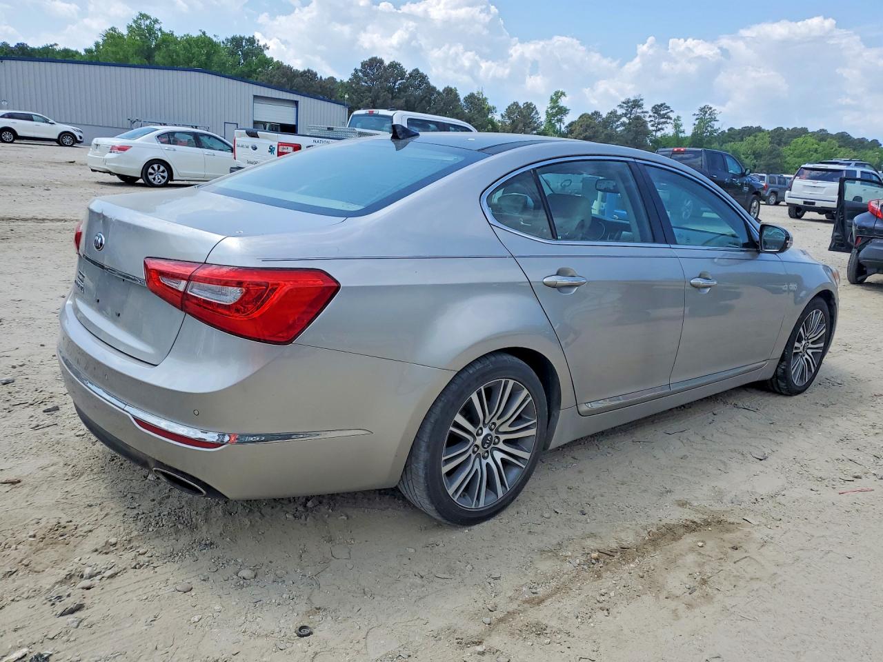 2014 Kia Cadenza VIN KNALN4D76E5153132 photo 3