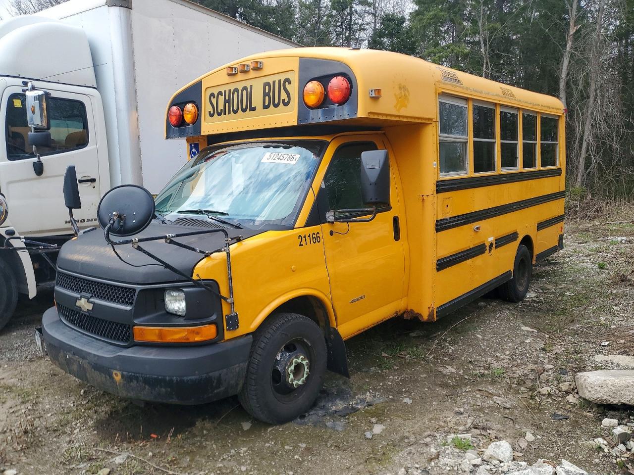 2011 THOMAS Express g4 VIN 1GB6G5BG3B1104805 photo 2