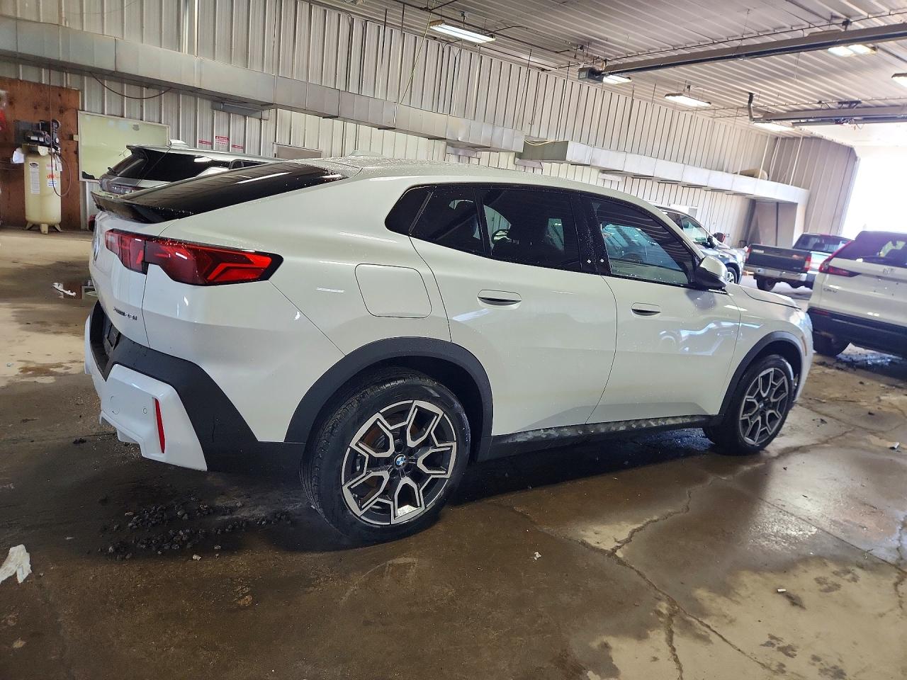 2026 BMW X2 VIN WBX63GM08T5629861 photo 3