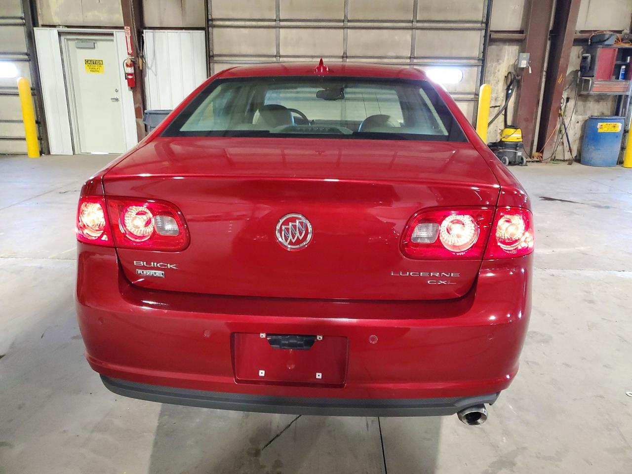 2010 Buick Lucerne VIN 1G4HC5EMXAU109400 photo 6