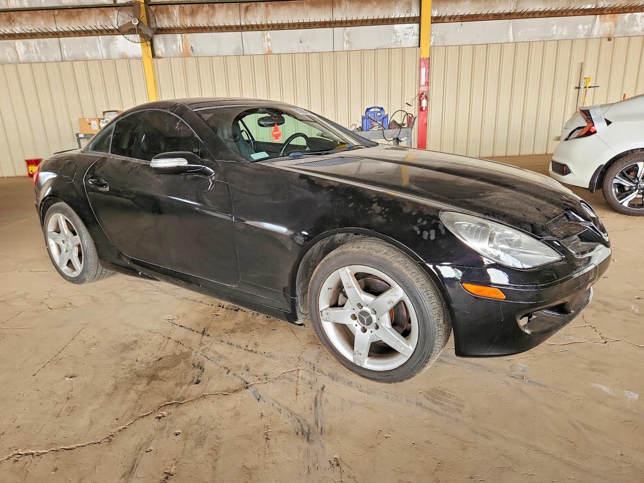 2008 Mercedes-Benz Slk-class VIN WDBWK54F08F173556 photo 4