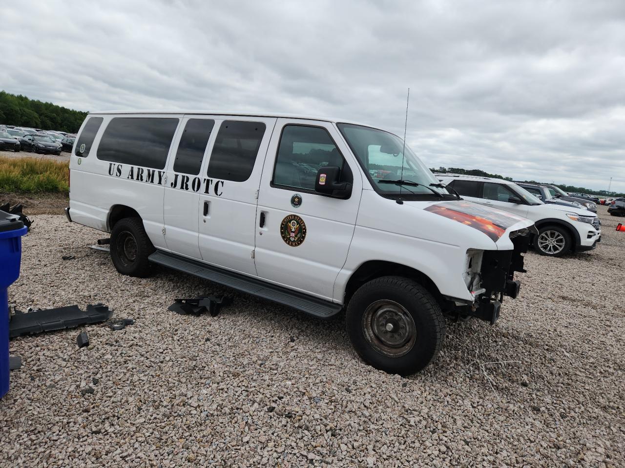 2012 Ford Econoline VIN 1FBSS3BL3CDA12558 photo 4