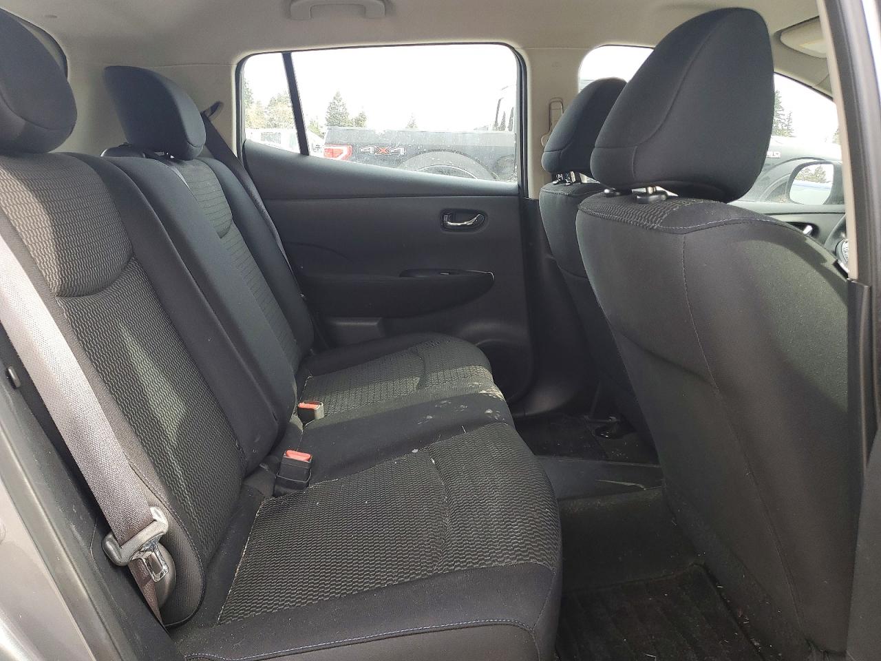 2016 NISSAN Leaf VIN 1N4AZ0CP4GC304546 photo 10