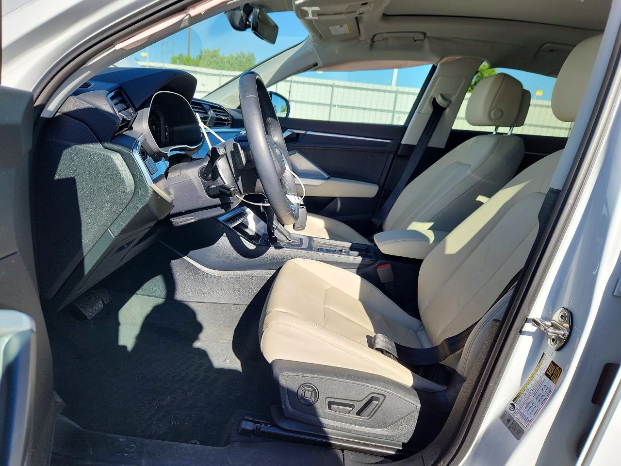 2024 Audi Q3 VIN WA1EECF30R1078175 photo 7