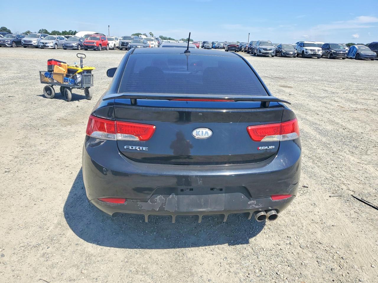 2011 Kia Forte VIN KNAFW6A33B5432203 photo 6